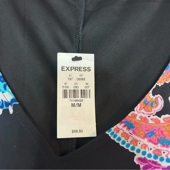 NWT Express Floral Short Sleeve Dress - Size M - Picture 4 of 7